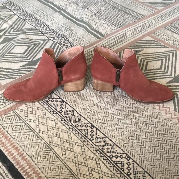 Anthropologie Liendo by Seychelles Booties - Picture 9 of 10